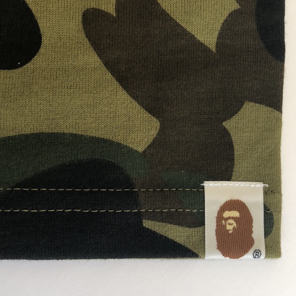 NWT BAPE 1st Camo Shark Tee Green/Camo M - Picture 8 of 11